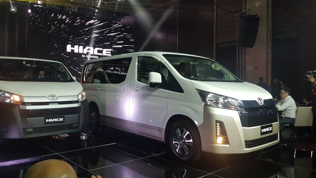 Hire Staff Mini Bus and Shuttle Bus